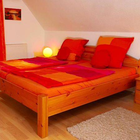 3 Schlafzimmer 8 Gaste Ruhig 110Qm Nahe Flughafen Norderstedt Exterior foto