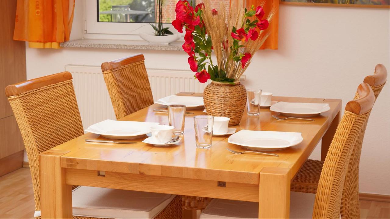 3 Schlafzimmer 8 Gaste Ruhig 110Qm Nahe Flughafen Norderstedt Exterior foto