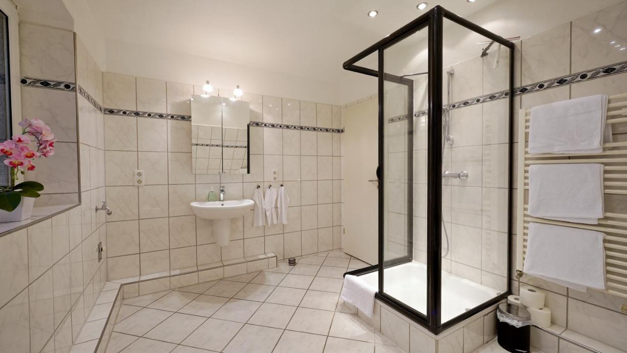 3 Schlafzimmer 8 Gaste Ruhig 110Qm Nahe Flughafen Norderstedt Exterior foto